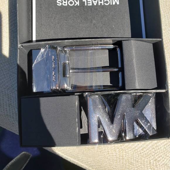 MICHAEL KORS 4 IN 1 MEN BELT BLACK LEATHER - Picture 7 of 7